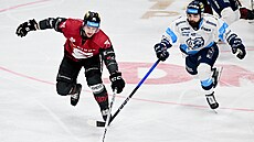 Adam Ra�ka ze Sparty (vlevo) a liberecký Marek Zachar