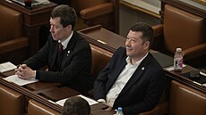 Volbou nového pedsedy Snmovny pokrauje ustavující schze dolní komory...