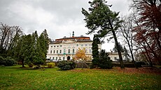 Poklad nevy�íslitelné hodnoty objevil spolek Lokace artefakt� na zámku Nový...