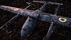 lenové ukrajinské policie pipravují dron na frontové linii v Pokrovsku. (2....