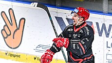 Ale Jergl z Hradce Králové slaví svou trefu proti Tinci.