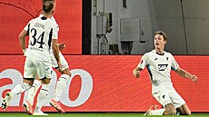 Wouter Burger z Hoffenheimu slaví branku.