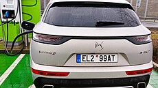 Obnovitelné zdroje: Elektromobily pírodu nezachrání, pokud se budou dobíjet...