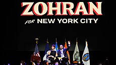 Novým starostou New Yorku bude demokrat Zohran Mamdani.
