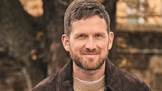 Spisovatel tpán Javrek se proslavil romány Chaloupky, Nebe nad Perninkem i...