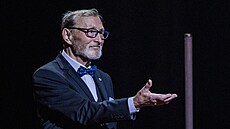 Ladislav Frej pebírá Cenu Thálie za celoivotní mistrovství (1. listopadu...