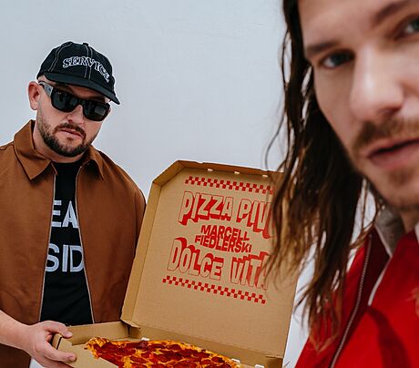 Marcell a fiedlerski picházejí s druhou deskou Pizza, pivo, dolce vita, která...