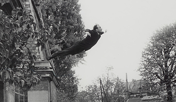 Yves Klein: Skok do prázdna (�íjen 1960)