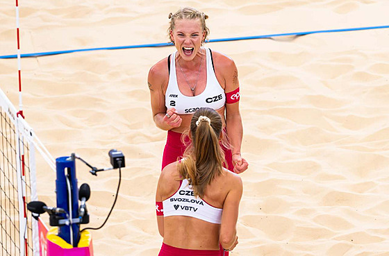 Marie-Sára �tochlová a Markéta Svozilová na MS.