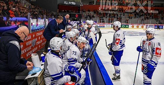 Hokejisté Komety Brno v utkání osmifinále Ligy mistr� proti �védskému...