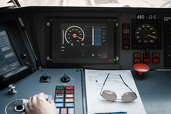 Na snímku zabezpe�ovací systém ETCS.