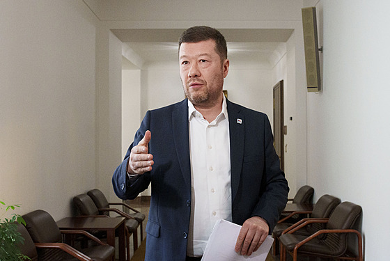 Sch�ze organiza�ního výboru. Na snímku Tomio Okamura (SPD). (13. listopadu 2025)