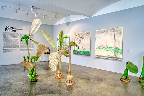Výstava Biosphaera od um�lce Karla Pauzera v Konírn� Musea Kampa.