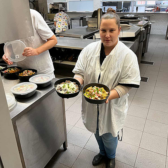 Do projektu Zachra� ob�d se zapojila i Základní �kola a mate�ská �kola Dolákova...