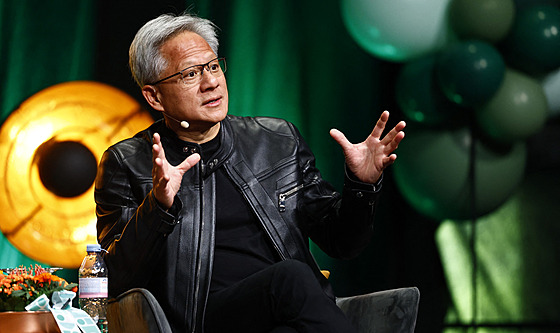 �éf a spoluzakladatel spole�nosti Nvidia Jensen Huang na univerzit� ve �védském...