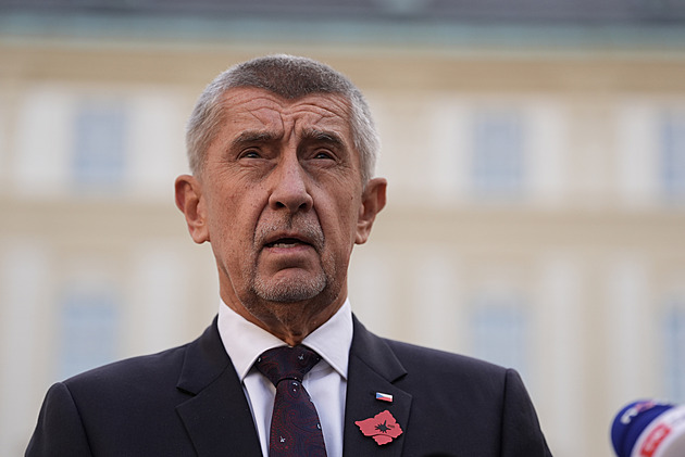 Babiš se pouští do bitvy s Hradem, vláda bude až příští rok, říká politolog