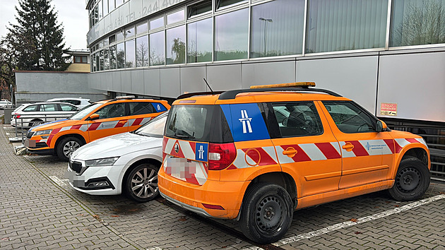 Policie zasahovala v budovách ŘSD v Praze a Hradci. Při razii zadržela 11 lidí