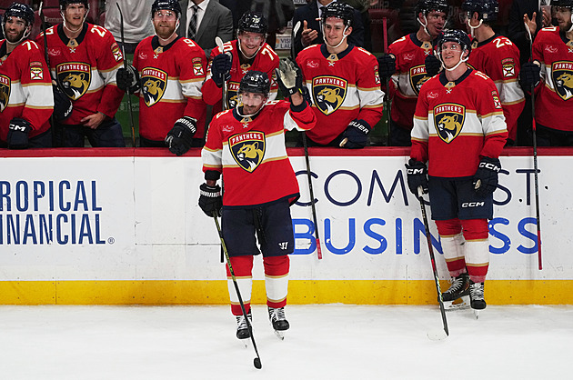 Ovace vestoje pro Brada! Marchand oslavil tisícovku, poté se i kál: Nehrál jsem dobře