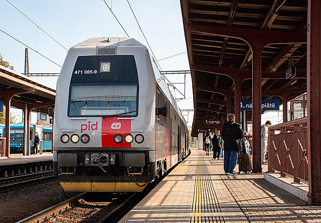 MHD v Praze a Středočeském kraji od ledna 2026 zdraží až o třicet procent