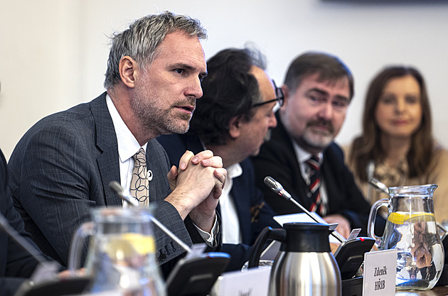 Myslel jsem, že jde o přeplatek za elektřinu, hájil Hřib neoprávněné odměny