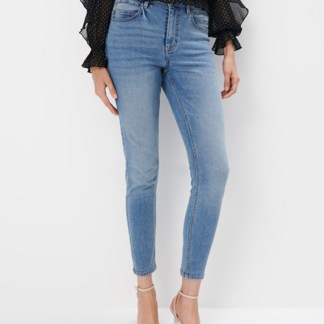 Jak kombinovat skinny jeans