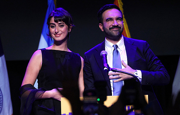 Úspěšná umělkyně s vlastními názory. Kdo je žena nového starosty New Yorku