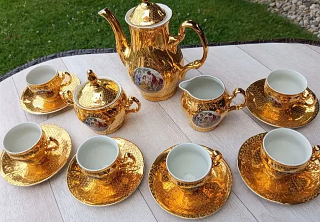 Cenná �ajová souprava, kterou odcizil zlod�j v Ostrav�. Policisté nyní po tomto...