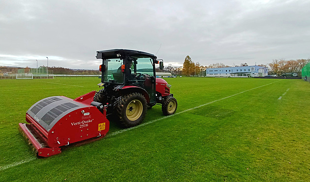 Mladí fotbalisté se nebudou tísnit na jednom hřišti, přibudou dva umělé trávníky