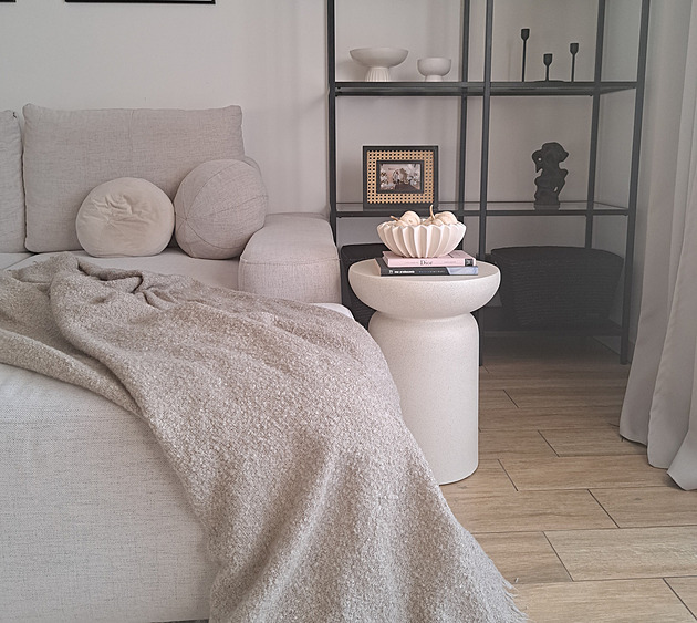 Spí v obýváku, ale neměnila by. Jak se bydlí v Polsku u českých hranic