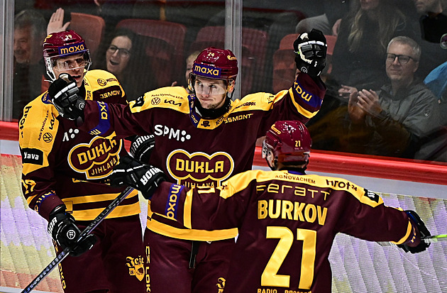 Hokey Ligi 1: Jihlava ilk Slavia'ya sadece iki puan kaybetti