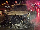 P�i dopravn� nehod� v pra�sk�m Hloub�t�n� sho�elo osobn� vozidlo. (13....