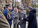 Oslavy dne veter�n� v Ostrav�. Dorazil i 100let� Jan Ihnat�k