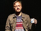 Petr Panzenberger v hodinov�m monodramatu Pern�k��. Za roli va�i�e a u�ivatele...
