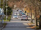 V Mlad�m cht�j� zklidnit dopravu, ve �tvrti je i �kolka.