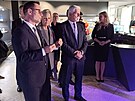Prezident s chot� v n�v�t�vnick�m centru skl�rny Moser (10. listopadu 2025)