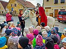 Otevírání svatomartinským vín a p�íjezd sv. Martina na bílém koni v �eském...
