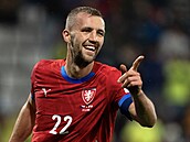 Tomá� Sou�ek se raduje ze své branky proti Gibraltaru