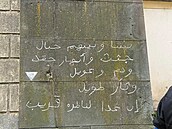 Na zdi radnice Brna-sted v Dominikánské ulici se pes noc na pátek objevil...