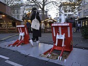 Opevnné trhy. Masivní zábrany, jako na  tomto vánoním trhu v západonmeckém...