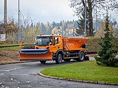 Vozy firmy Silnice LK zajistí v zim v pípad nutnosti sjízdnost silnic s...