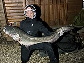 Tomá Hovorka a jeho obí sumec