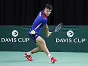 Jakub Meník na tréninku ped Davis Cupem v italské Boloni.