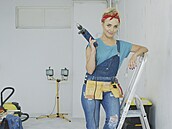 Do úprav v byt nebo na chat se dnes poutjí i eny.