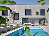 V praských akovicích vznikl rodinný dm, který spojuje stídmost, prostorovou...