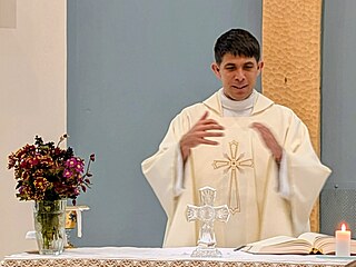 asto se za ním eneme, ale na geriatrii v posteli s jedním hrnkem na stole...