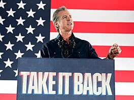 Guvernér Kalifornie Gavin Newsom (8. listopadu 2025)