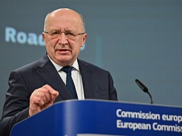 Evropský komisa� pro obranu Andrius Kubilius (19. listopadu 2025)