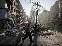 Ukrajinské m�sto Kos�antynivka zdevastované po ruských útocích. (15. listopadu...