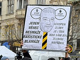 Pr�vod koalice SPOLU, který dorazil na Národní t�ídu. (17. listopadu 2025)