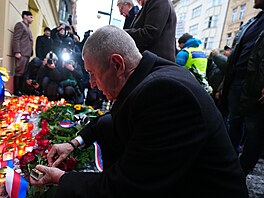 esko si pipomíná výroí sametové revoluce. Na Národní tídu dorazil pedseda...